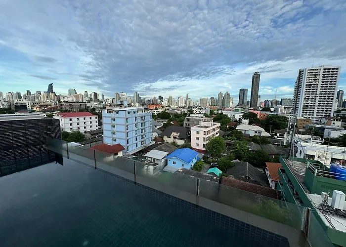 W8 Condo, Top Floor Luxe 3 Bedroom Penthouse, Hip Central Bangkok Area, 5 Mins From Thonglo Bts Station