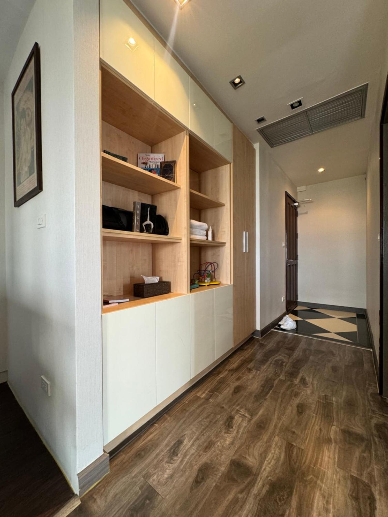 W8 Condo, Floor Luxe 3 Bedroom Penthouse, Hip Area, 5 Mins From Thonglo Bts Station 曼谷